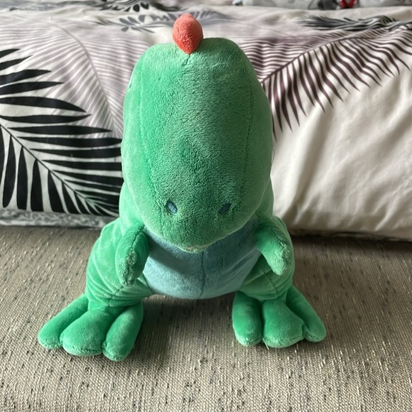 Pillow fort dinosaur stuffed animal - Picture 3 of 8